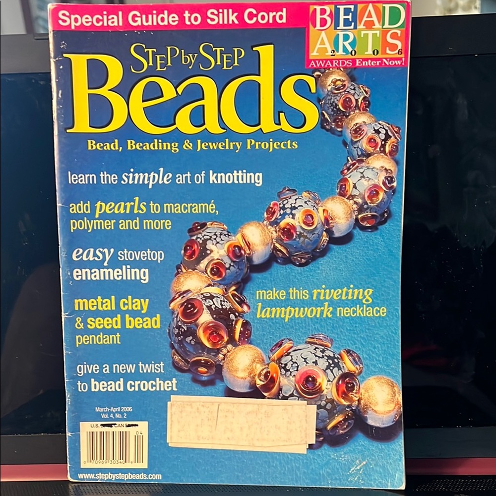 Step by Step Beads Magazine Seed Bead Pendant April 2006